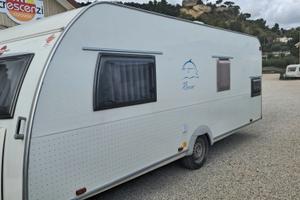 Bürstner FLIPPER 550 TK caravan 5 posti letto