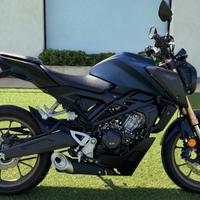 Honda CB125R 2023