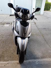 Scooter kymco 200
