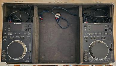 Coppia Pioneer CDJ 350 + case