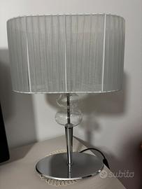 Lampade da comó, da comodino e piantana