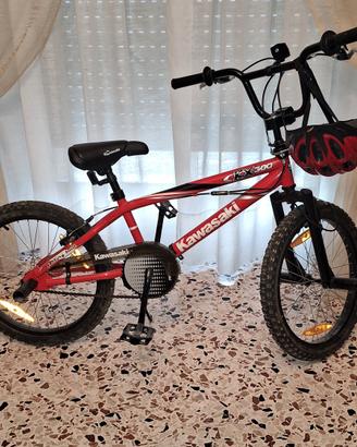 Bici BMX Kawasaki per ragazzo con casco