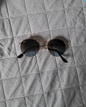 rayban  nuovi di zecca mai portati DA SOLE