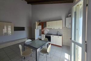 2 LOCALI A RUSSI