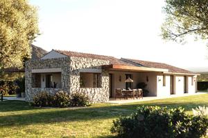 Villa di 220 m² con più di 5 locali a Loiri Porto 