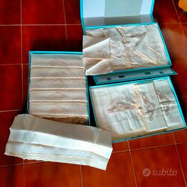 Raro corredo per la sposa - 22 pezzi - conf. nuova