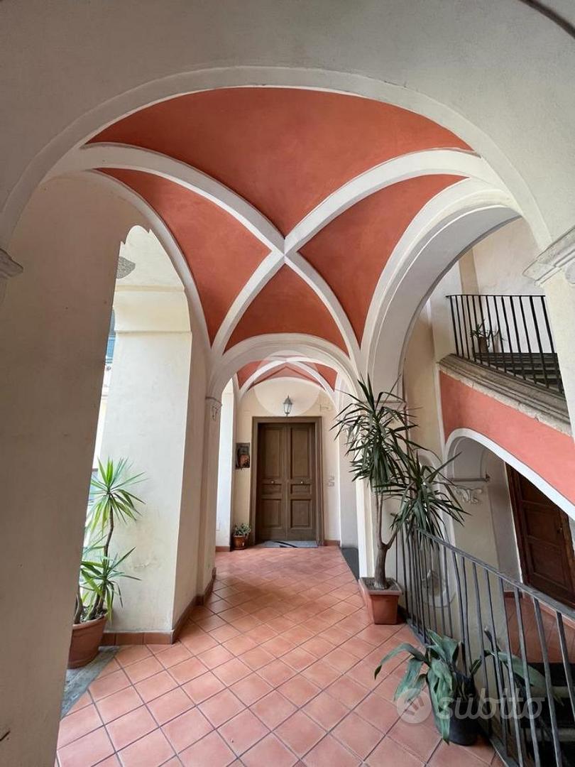 2 LOCALI A GRAGNANO - Vista 4
