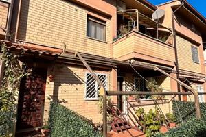 Delizioso appartamento bilivelli vitinia