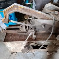 Troncatrice basculante 