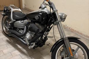 Harley-Davidson Softail "Rocker" FXCW - 2008