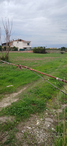 Tre lotti di Terreno tra parete e giugliano