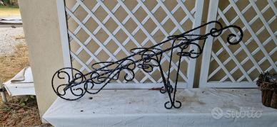 Portavasi in ferro battuto