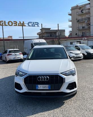 Audi Q3 35 TDI S tronic Business