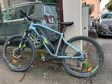 bicicletta elettrica rockrider