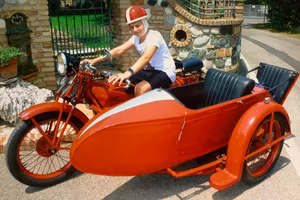 Moto Guzzi Sport 14 con sidecar Longhi  4 posti