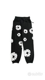 Tuta completa con fiori