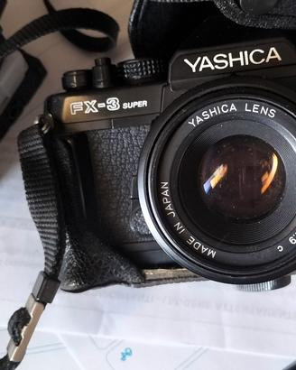 Yashica FX-3 super 2000 macchina vintage