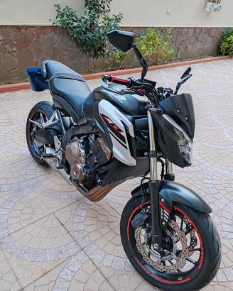 CB 650