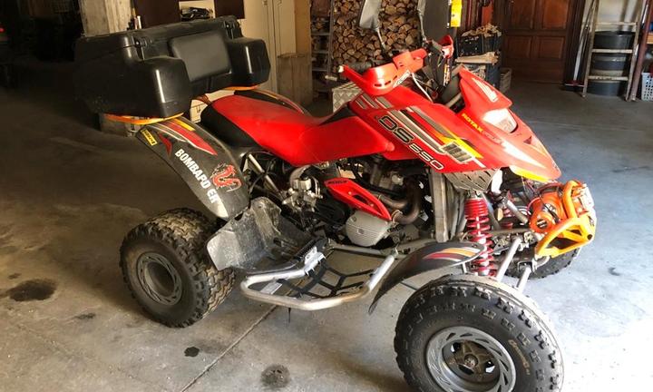 Quad Bombardier DS650