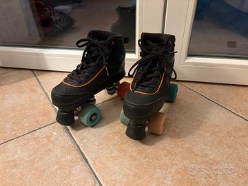 R E G A L O Pattini a stivaletto usati pochissimo