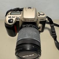Nikon F 60 con Zoom 28-80mm e borsa