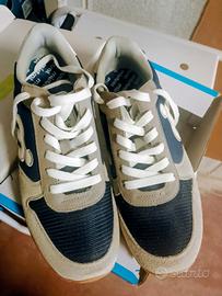 Scarpe nuove taglia 40