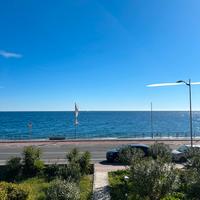 Trilocale vista mare