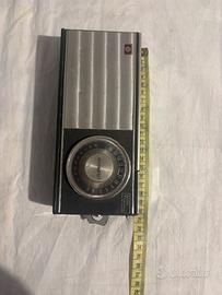 Radio vintage Hitachi anni 60
