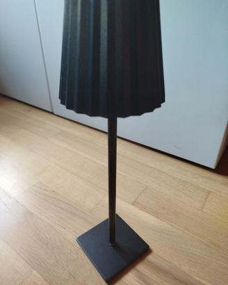 Lampada da tavolo USB