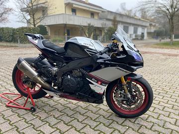 Aprilia rsv4 rf
