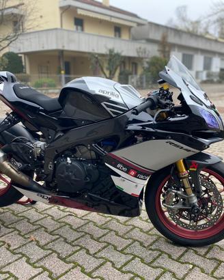 Aprilia rsv4 rf