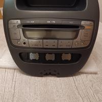 Autoradio originale Peugeot 107 anno 2010 