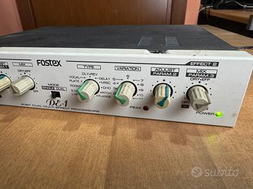 Fostex DE-1 20-bit Dual Multi Effect Processor