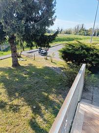 Villetta a schiera con giardino