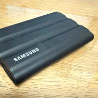 Samsung T7 Shield 2TB SSD Portatile USB-C – Rugged