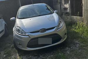 Auto in vendite