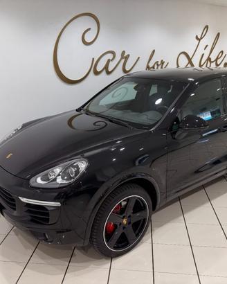 PORSCHE Cayenne 3.0 Diesel Platinum Edition