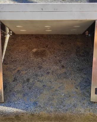 Supporto da muro porta motore fuoribordo