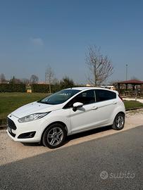 Ford Fiesta - Titanium - Gpl
