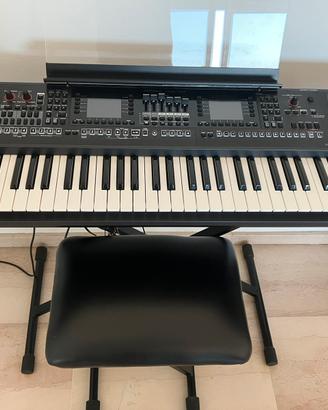 Roland EA7 arranger