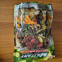 soldatini circa 50 in confezione originale,nuovo