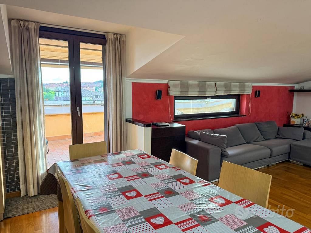 Villa di 100 m² con 4 locali a Anguillara Sabazia - Vista 4
