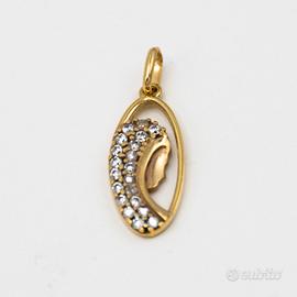 Ciondolo oro giallo 9kt con zirconi Madonnina S.61