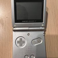 Gameboy SP con caricatore