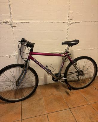 Bicicletta Maverik