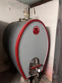 Botte in cemento per vino 8 ql