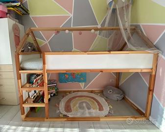 Letto a casetta kura Ikea con libreria Arredamento e Casalinghi