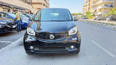 Smart ForFour 70 1.0 Prime LED NAVI PDC BLUETOOTH 