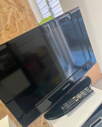 TV SAMSUNG 32’’