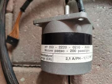 Motore passo passo MAE NEMA23